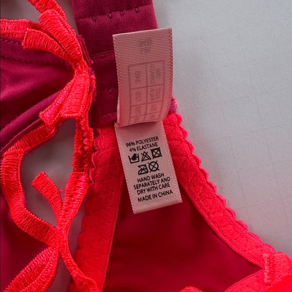 Agent Provocateur hot pink Lori bra, NWOT, size US 34B - Picture 6 of 9